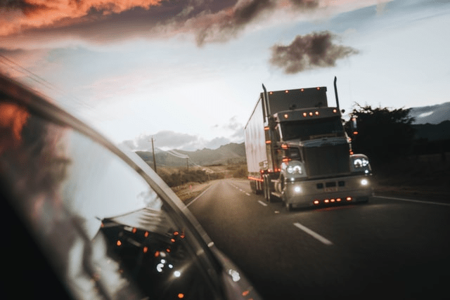 Las 8 causas principales de accidentes de camiones grandes