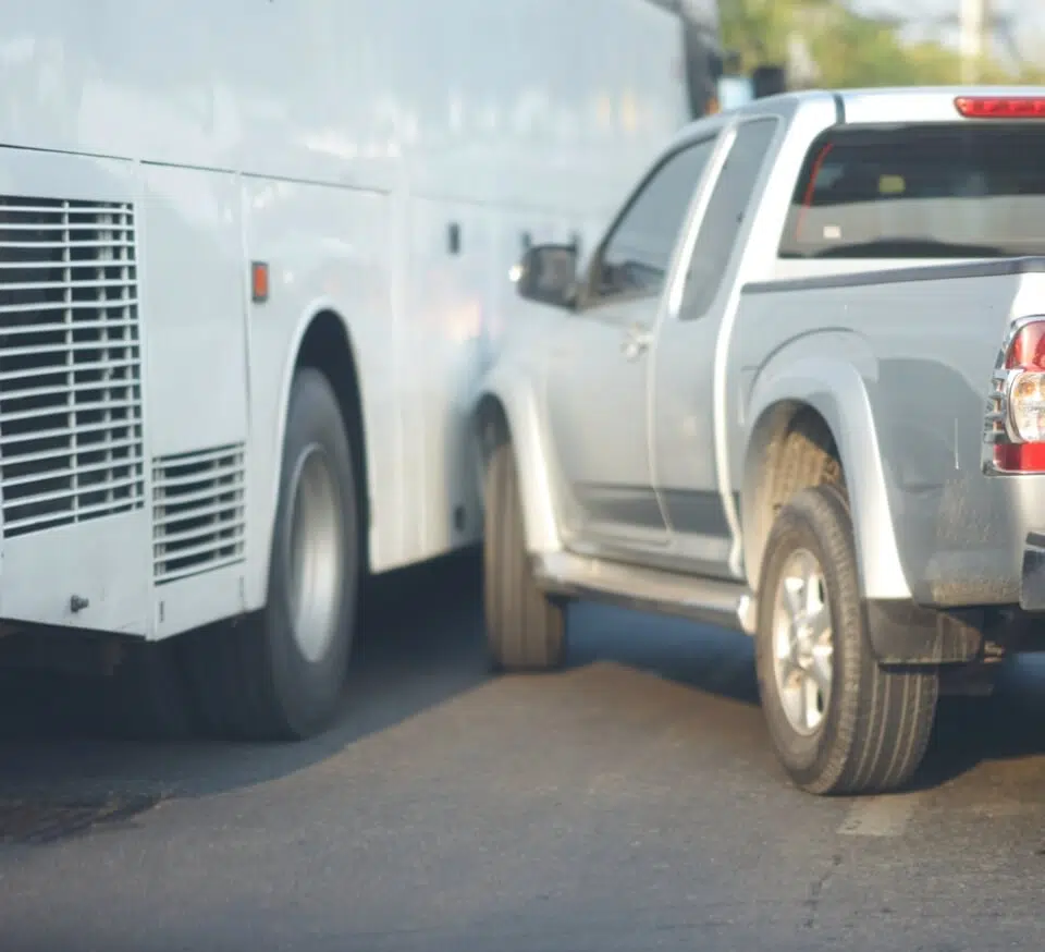 ¿Qué tan comunes son los accidentes de autobús en Austin, TX?