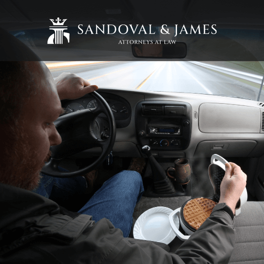 How Do Texting and Driving Accident Lawyers Help?